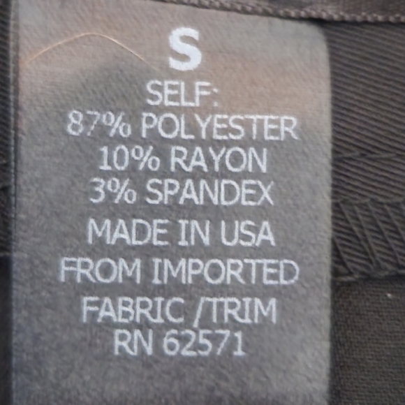 Aqua Women’s Black Envelope Skirt With Built in Shorts And Pockets Size Small - Picture 7 of 7